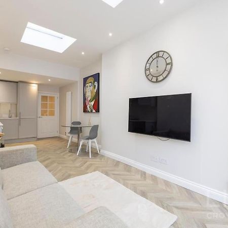 Thornton Heath2 Bed Flat -Zone 1-4 Londonアパートメント エクステリア 写真