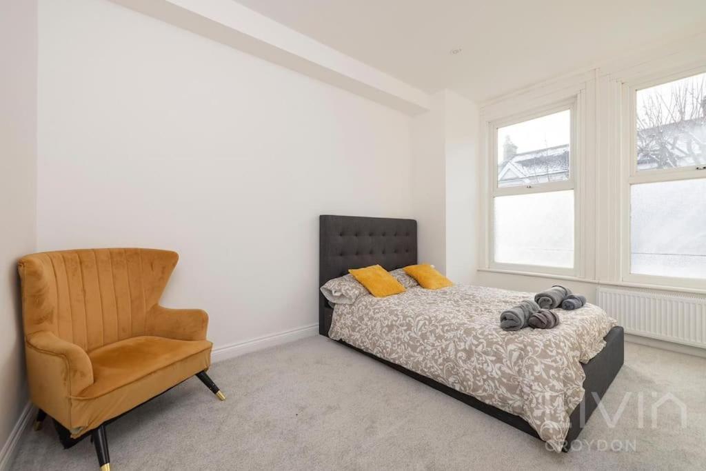 Thornton Heath2 Bed Flat -Zone 1-4 Londonアパートメント エクステリア 写真