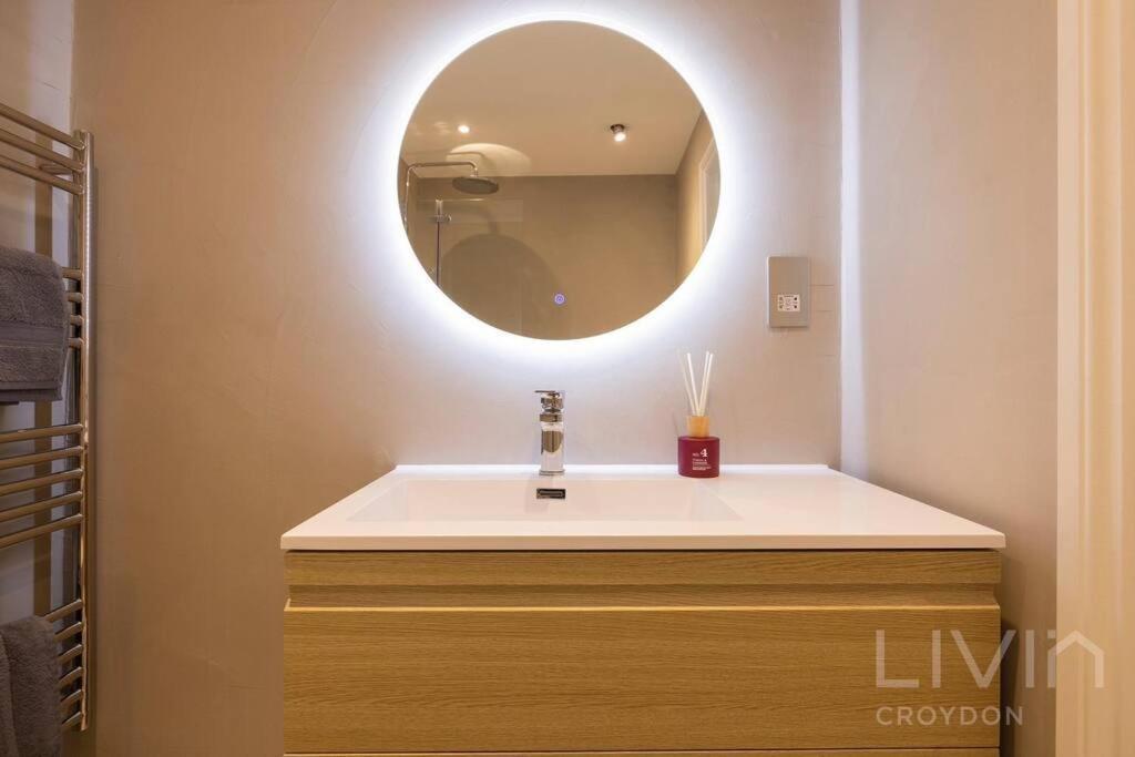 Thornton Heath2 Bed Flat -Zone 1-4 Londonアパートメント エクステリア 写真
